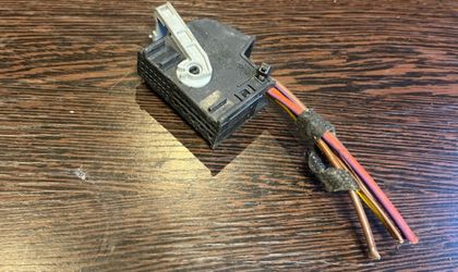 Разъем фишка Mercedes A0015459630