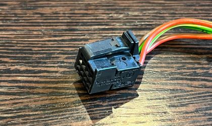 Разъем фишка Mercedes A0255458826
