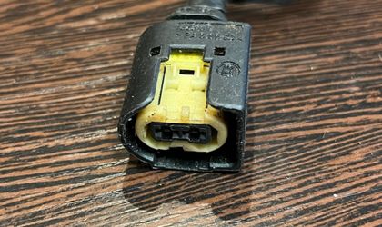 Разъем фишка датчика давления Mercedes A1685453028