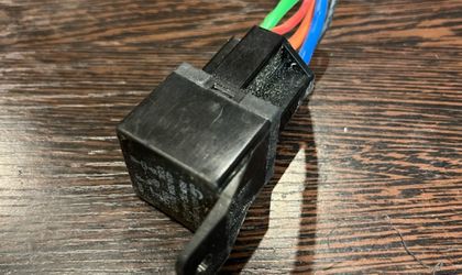 Реле rsv1cm12h Sun Hold 40A/30A с колодкой