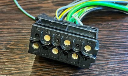 Разъем колодка Mercedes A0235459428