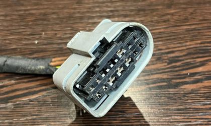 Разъем фишка фары Mercedes A0525455626