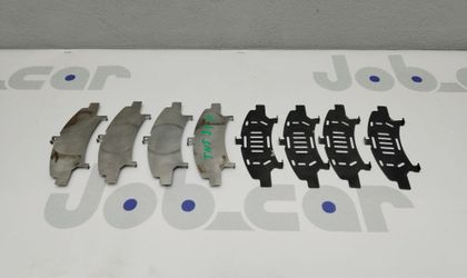 Противоскрипная пластина передних тормозных колодок Nissan X-Trail TNT31 QR25DE