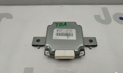 Блок управления раздаточной коробкой  (4wd) Suzuki Escudo TDA4W  J24B 2009