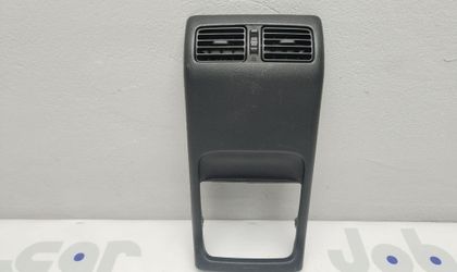 Накладка центральной задней консоли Nissan X-Trail TNT31 QR25DE 2009