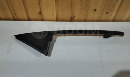 Уголок двери задней правой Toyota Prius NHW20 