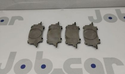 Противоскрипные пластины передние Toyota Harrier MCU36 2005