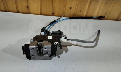Замок двери задний левый Mercedes-Benz C-Class W204 2011