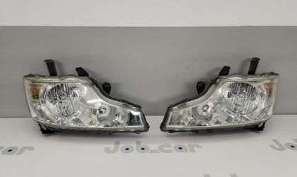 Фары Xenon Honda Stepwgn RK1  2009–2012
