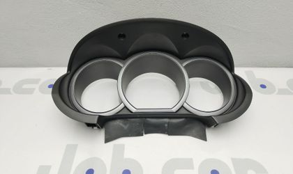 Консоль панели приборов Suzuki Escudo TDA4W 2009