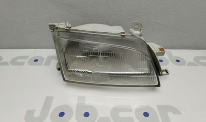 Фара правая Toyota Caldina ET196 1996