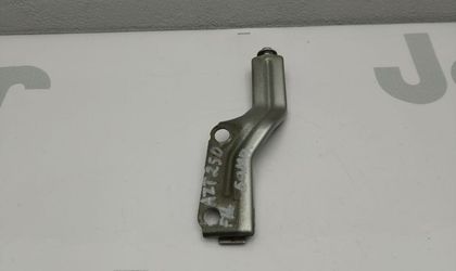 Кронштейн крепления бампера левый Toyota Avensis AZT250 1AZ-FSE 52142-05020