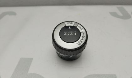 Кнопка включения полного привода Nissan X-Trail TNT31 QR25DE 2009