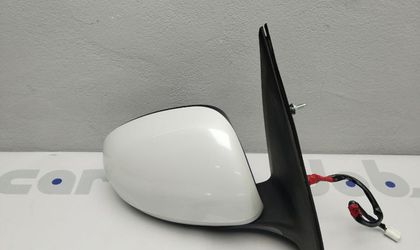 Зеркало боковое правое Toyota Passo II KGC30 2011