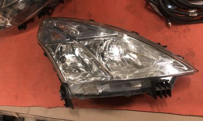 Фара правая Nissan Teana J32 галоген