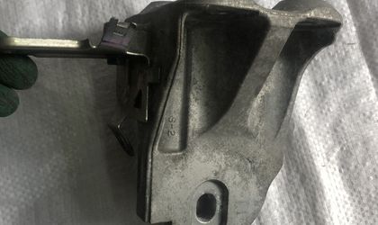 Кронштейн двигателя Nissan Teana J32 25