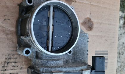 Дроссельная заслонка BMW 5 серия F10/F11/F07 2011