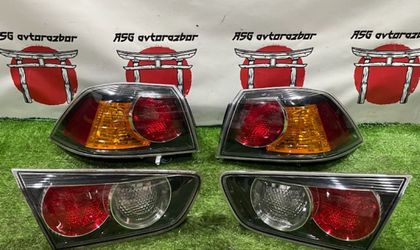 Комплект задних фонарей Mitsubishi Lancer X
