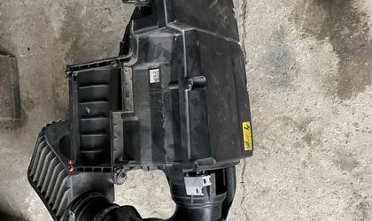 Корпус воздушного фильтра Mercedes c класс w203...
