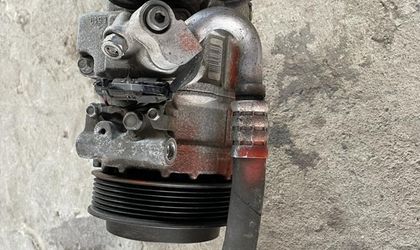 Компрессор кондиционера Mercedes  c класс w203 271