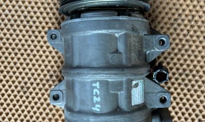 Компрессор кондиционера Nissan Serena c24 QR20