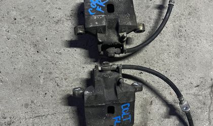 Суппорт передний Mitsubishi colt z23 z25