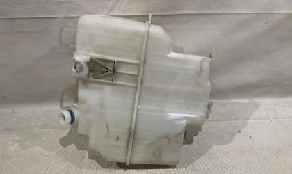 Бачок омывателя Mazda 3 III (BM) 2014