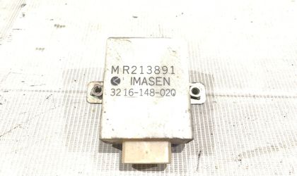 Блок управления двери Mitsubishi RVR II 1998