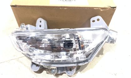 Поворотник правый Mazda 3 III (BM) 2014