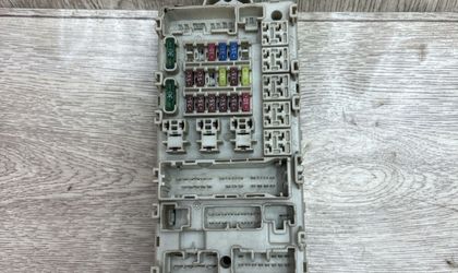 Блок предохранителей Mitsubishi Lancer IX 2006 1.6