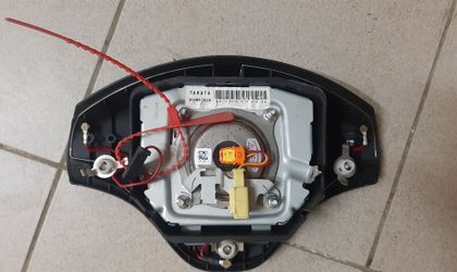 Подушка безопасности в руле Mitsubishi L200 IV