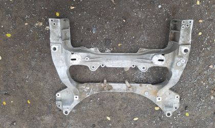 Подрамник передний Infiniti M IV