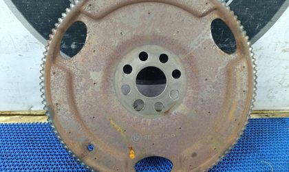 Маховик  BMW 5 E60 М54b22