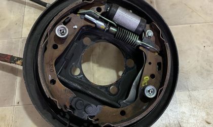Тормозные колодки задние левые Toyota Belta/Vitz