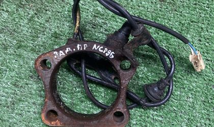 Задний правый датчик ABS Toyota Vitz NCP95