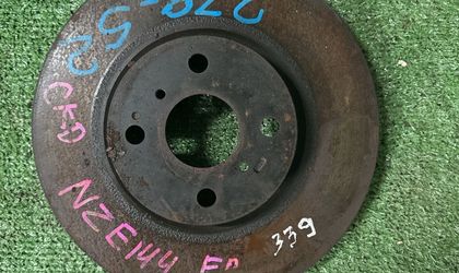 Диск тормозной передний Toyota Corolla NZE 144