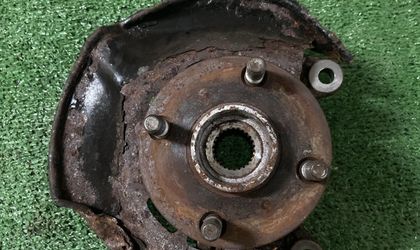 Ступица передняя правая Toyota Corolla Axio NZE144