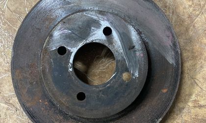 Диск тормозной передний Nissan Tiida C11 