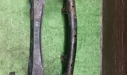 Балка подвески задняя Toyota Corolla Axio NZE144