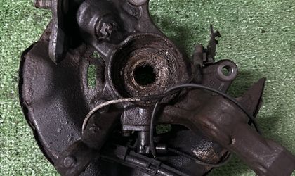 Ступица передняя правая Corolla Axio/Fielder E144 
