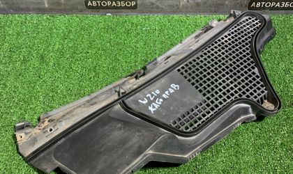 Жабо правое Mercedes-Benz E-Класс W210
