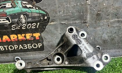 Кронштейн компрессора кондиционера Peugeot 3008 I