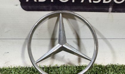 Эмблема Mercedes-Benz E-Класс W124