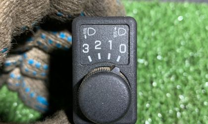 Корректор фар Nissan Primera P12