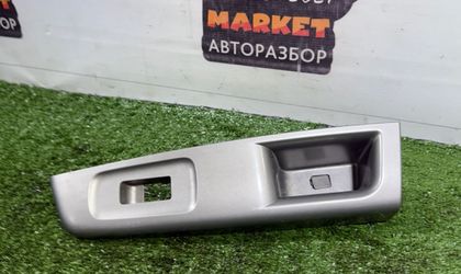 Ручка внутренняя передняя правая Subaru Impreza gh