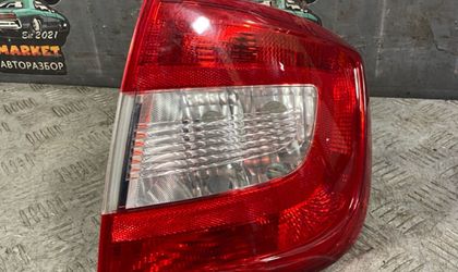 Фонарь задний правый Skoda Rapid I 2017