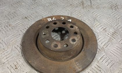 Диск тормозной задний Volkswagen Passat B6 