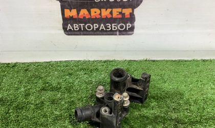 Корпус термостата Ford Focus III 2011