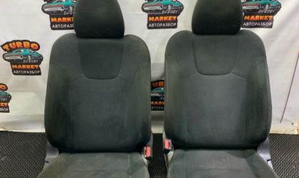 Сидения передние Subaru Impreza III 2009