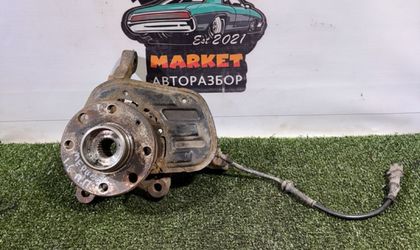 Поворотный кулак правый Opel Meriva A Рест